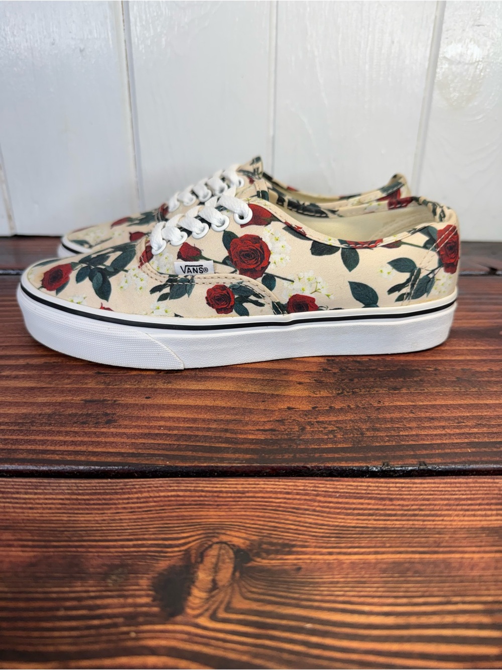 Vans Authentic Roses Floral Print Sneakers Cream/Red Women’s 8.0